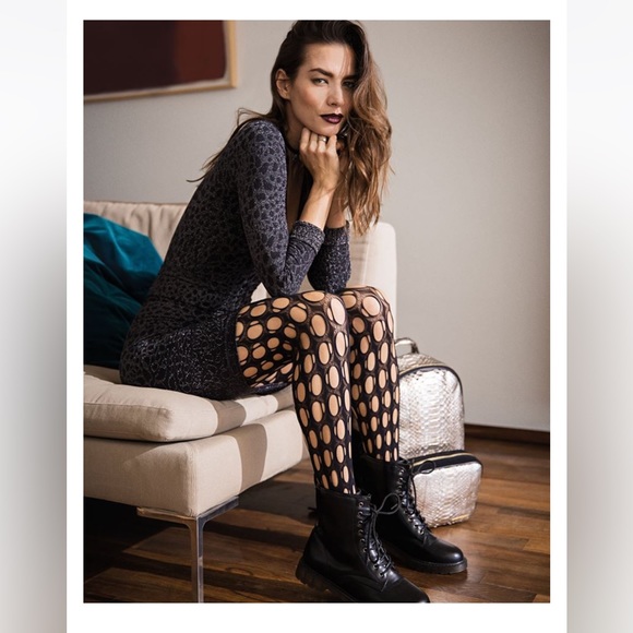 ⭐️HP⭐️BNWT Wolford Gwen Tights - Picture 4 of 7